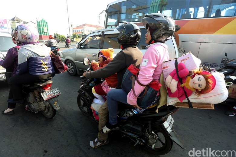 Mudik Kemenhub Siapkan Truk Hingga Kapal untuk Angkut Motor Mudik Kemenhub Siapkan Truk Hingga Kapal untuk Angkut Motor