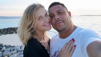 Ronaldo dan Lock terlihat mesra ya guys! Dok. Instagram/celinalocks