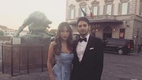 Aditya dan Kezia selalu memanfaatkan momen berdua. Foto: Instagram @keziatoemion