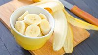 Pisang, Telur hingga Sup Ayam Bisa Jadi Obat Alami Sakit Tenggorokan