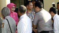 Acara ini dimulai sejak pukul 07.15 WIB, di lobi utama Mabes Polri, Jl Trunojoyo, Jakarta Selatan, Senin (3/7/2017).