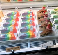 Wouw! Cantiknya <i>Cheesecake</i> Berwarna Pelangi dari Jepang!