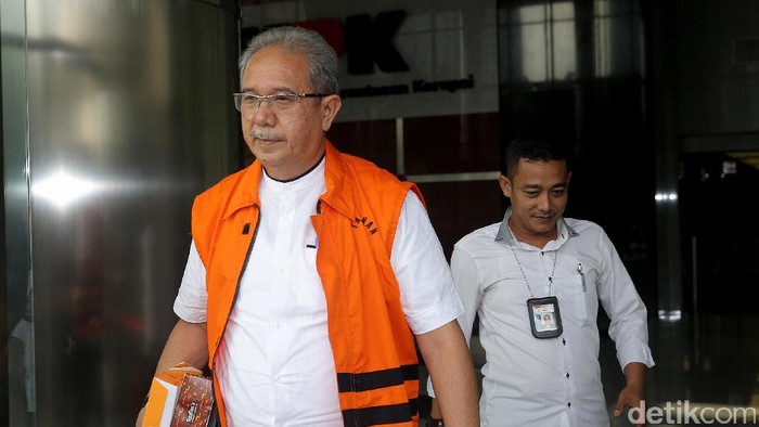 Eks Dirut DGI Didakwa Korupsi Proyek RS Udayana dan Wisma Atlet