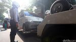 Petugas Dishub Sisir Parkir Liar di Jaksel