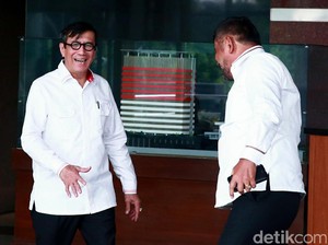 Laode vs Laoly soal Revisi UU KPK