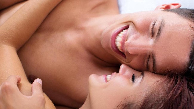 4 Manfaat Libur Panjang Bagi Keintiman Pasangan Suami Istri
