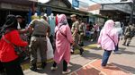 PKL di Depan Stasiun Tanah Abang Ditertibkan
