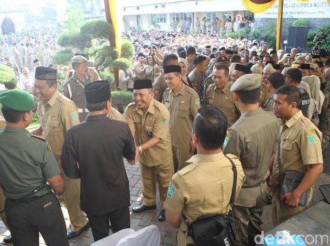 Bupati Irsyad halal bihalal dengan ribuan pegawai