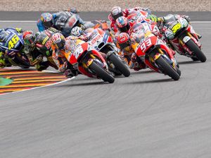 Papan Atas MotoGP 2017 di Separuh Musim: Sengit dan Panas