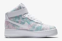 Nike Rilis Sneakers Cantik Terinspirasi Cinderella