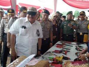 Polda Sumsel Musnahkan 81 Senpi Rakitan dan Amankan 91 Pejudi