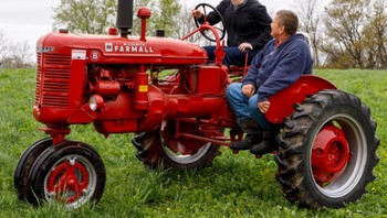 Zuck dipuja karena dalam usia sangat muda, berhasil membangun Facebook dari nol dan menjadi salah satu orang terkaya di dunia. Dia juga terkesan pribadi yang rendah hati. Foto: Instagram