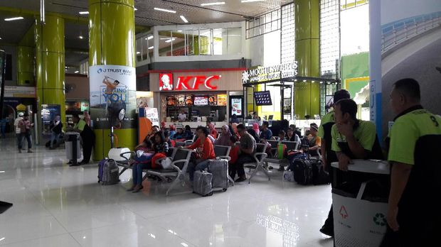 Penumpang yang tiba di Stasiun Gambir pada H+8 lebaran mencapai 14.019 orang.
