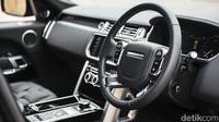 ebagai tambahan pedal gas menggunakan pedal aluminium. Mobil ini dijual seharga 83.995 poundsterling atau sekitar Rp 1,4 miliar di London. Foto: Kahn Design