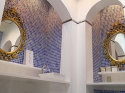 Penampakan Warnet Mewah Merangkap Penginapan