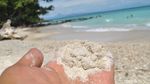 Foto Pantai Pasir Putih di Sabang, Nggak Kalah Sama Bali!