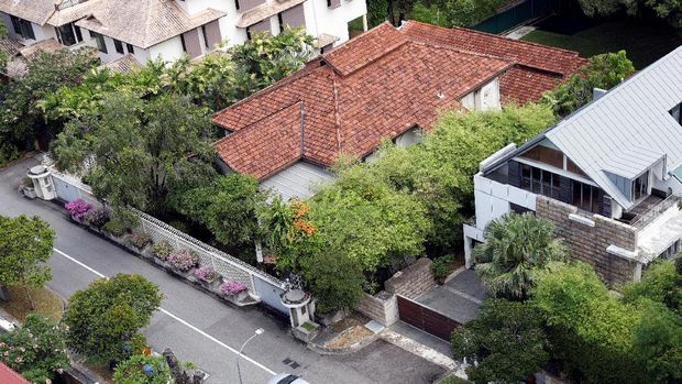 A view of an empty guard post outside former Prime Minister Lee Kuan Yew's Oxley Road residence in Singapore June 14, 2017. REUTERS/Edgar Su