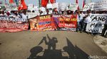 Sopir Tangki Pertamina Demo Tolak Outsourcing