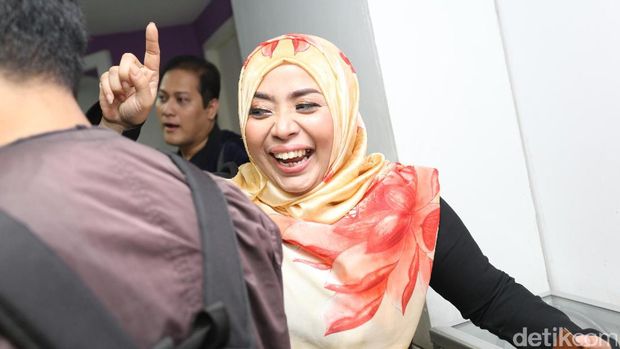 Masih Soal Pernikahan Kilat Muzdhalifah, Andhika Mahesa Bikin Jijik