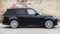 Transformasi mobil dimulai dengan penggunaan bemper depan dan belakang 600LE. Di atas bemper depan ada floating grille dengan saringan berdimensi 3D. Foto: Kahn Design