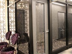 Penampakan Warnet Mewah Merangkap Penginapan