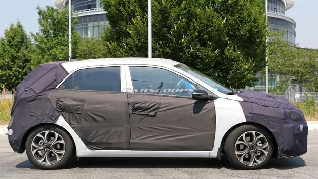 Hyundai i20 Baru, Pakai Lampu Belakang Mirip Mercy