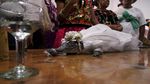 Bikin Kaget, Wali Kota Ini Nikahi Buaya Betina