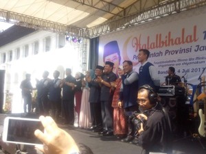 Halalbihalal, PNS Pemprov Jabar Dihibur Wali Band dan Yura Yunita