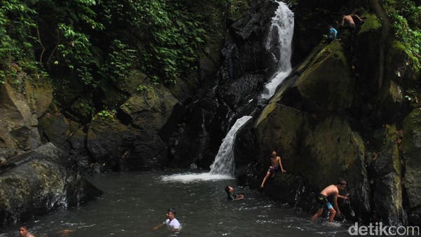 Foto: Air Terjun Priya Laot yang Sejuk di Sabang