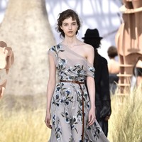 Model walks the runway during the Christian Dior Haute Couture Fall/Winter 2017-2018 show as part of Haute Couture Paris Fashion Week on July 3, 2017 in Paris, France.  (Photo by Pascal Le Segretain/Getty Images)