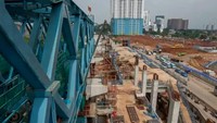 Sedangkan untuk stasiun bawah tanah yang progresnya mencapai 87,48%, dengan rincian Stasiun Dukuh Atas 94,07%, Stasiun Bendungan Hilir-Setiabudi 81,54%, dan Stasiun Senayan-Istora 82,44%. Dok, MRT.
