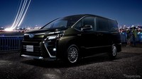 Toyota Voxy, kabarnya Toyota Indonesia akan mengganti NAV1 dengan Voxy. Foto: Response
