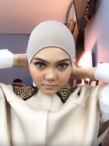 Rina Nose. 