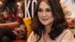 Pulang Liburan Bareng Reino, Luna Maya Happy Banget