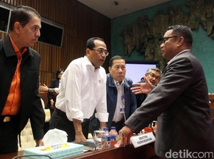DPR Cecar BMKG Soal Heli Basarnas Jatuh dan Letusan Kawah Sileri