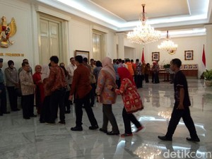 JK Halalbihalal dengan Pegawai Istana Wapres