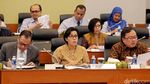 Rapat dengan DPR, Sri Mulyani Bahas RAPBN 2018