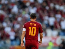 Il Capitano AS Roma Francesco Totti juga pernah dilatih Capello. (Foto: Getty Images/Paolo Bruno)