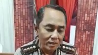 Badan Pengawas Obat dan Makanan (BPOM) menyebut belum pernah ada temuan kerupuk mengandung plastik. Meski demikian, banyak beredar video eksperimen membakar kerupuk dengan klaim bahwa terbakarnya kerupuk tersebut disebabkan oleh kandungan plastik. Foto: Capture youtube  