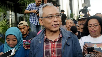 Politikus PDIP, Arif Wibowo Diperiksa KPK
