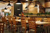 Interior restoran Hanei Sushi.
