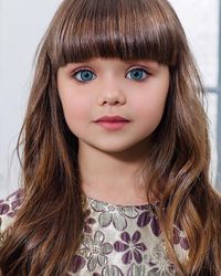 Cantik Banget Gadis Kecil Rusia Ini Bagai Boneka Di Dunia Nyata