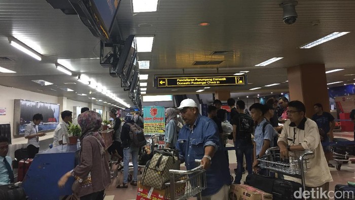 H+9 Lebaran, Arus Balik Masih Terasa di Bandara Minangkabau