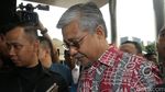 Gubernur Sultra Nur Alam Diperiksa Sebagai Tersangka