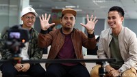 Menurut mereka, bukan hal yang sulit untuk merasa cocok satu sama lain.  Foto: Rachman Haryanto