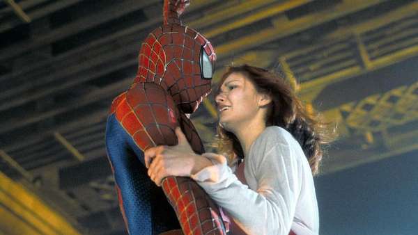 Cewek-cewek yang Bikin Spider-Man Makin Semangat Cewek-cewek yang Bikin Spider-Man Makin Semangat