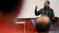 Tak hanya ajang balap sepeda internasional, TDF juga sebagai ajang mempromosikan pariwisata di Flores. Terutama Labuan Bajo.