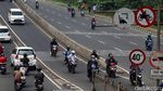 Abaikan Rambu Lalu Lintas, Pemotor Nekat Terobos Flyover