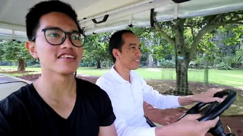 Ia sering menjadikan bapaknya sebagai bahan vlog di YouTube. foto: Screenshot Youtube Kaesang