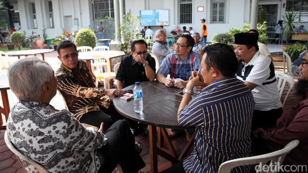 Para napi koruptor di LP Sukamiskin berbincang santai dengan Pansus Angket KPK